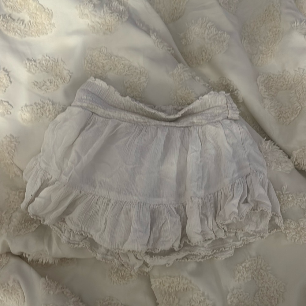 white skort